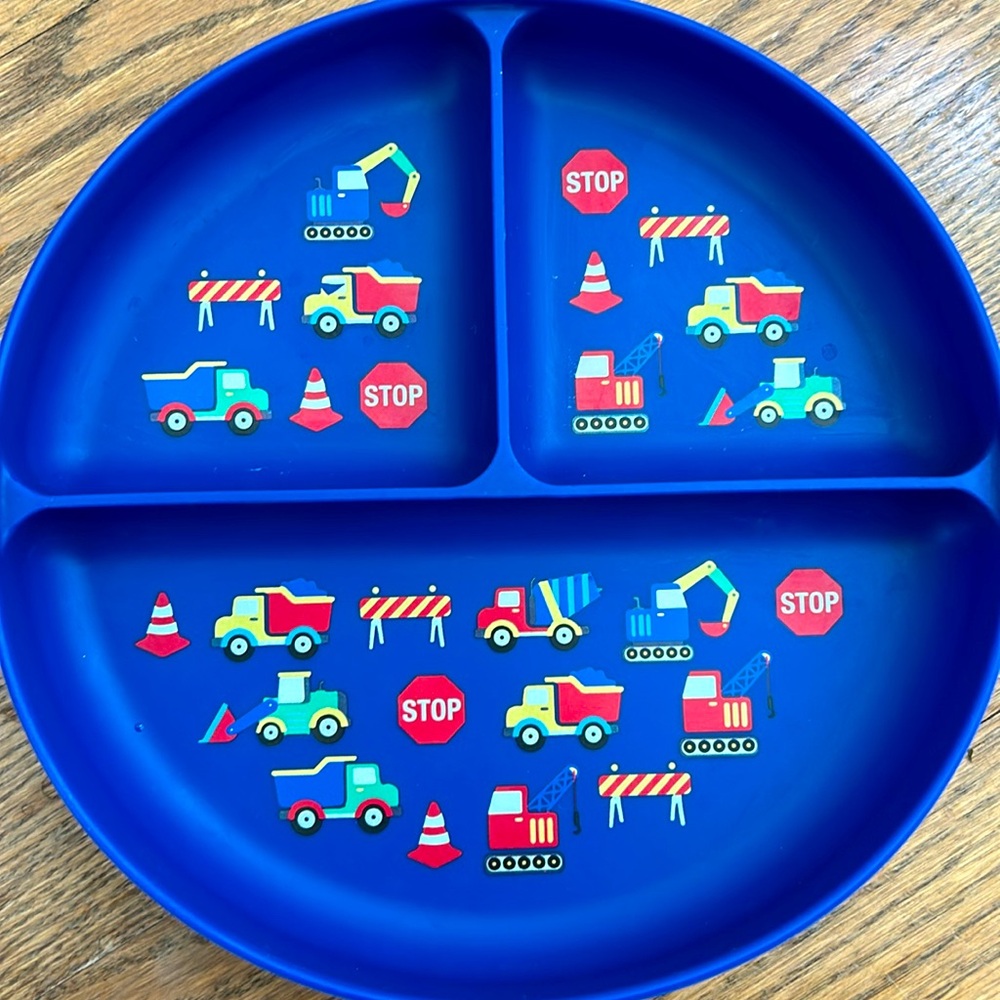Simple modern Parker silicone partitioned kids plate blue construction trucks